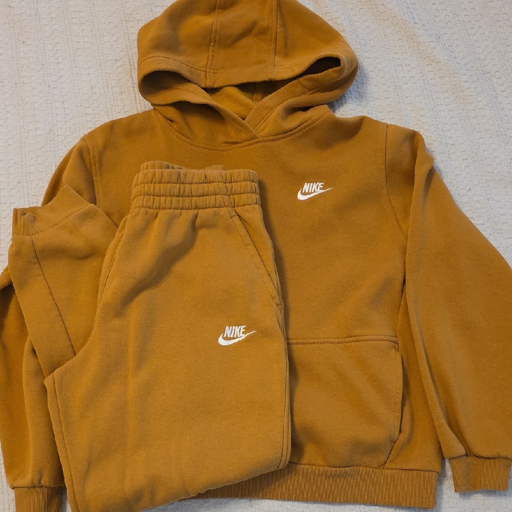 Nike Tan Hoodie and Joggers Set